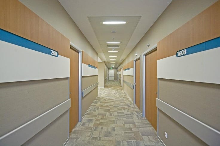 Corner Guard Transparan dan Berwarna