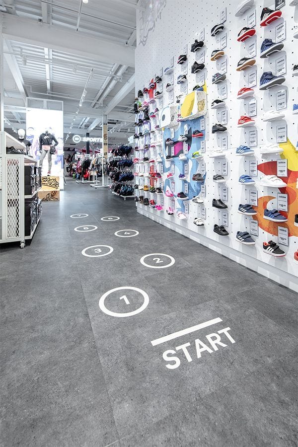 Vinyl Sheet dengan Vinyl Tile