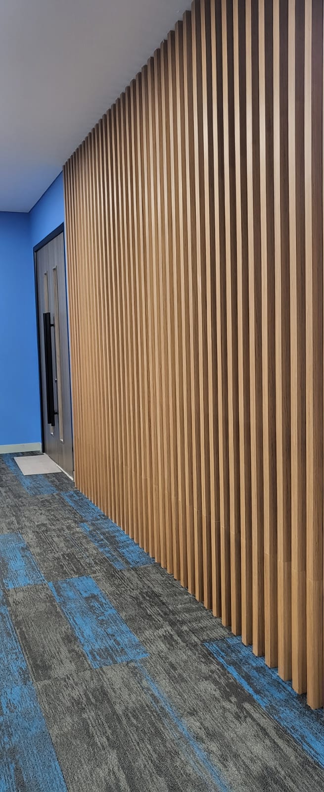 Kombinasi Warna Carpet Tile