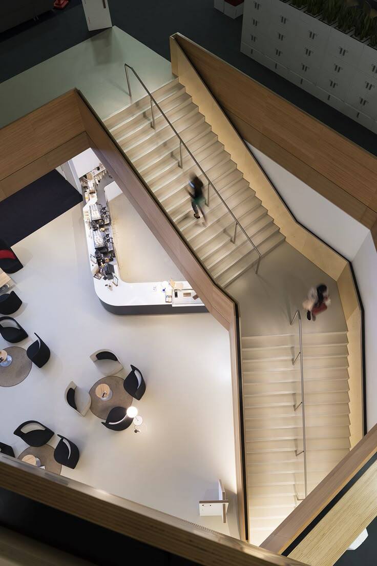 Wall Guard untuk Fasilitas Publik