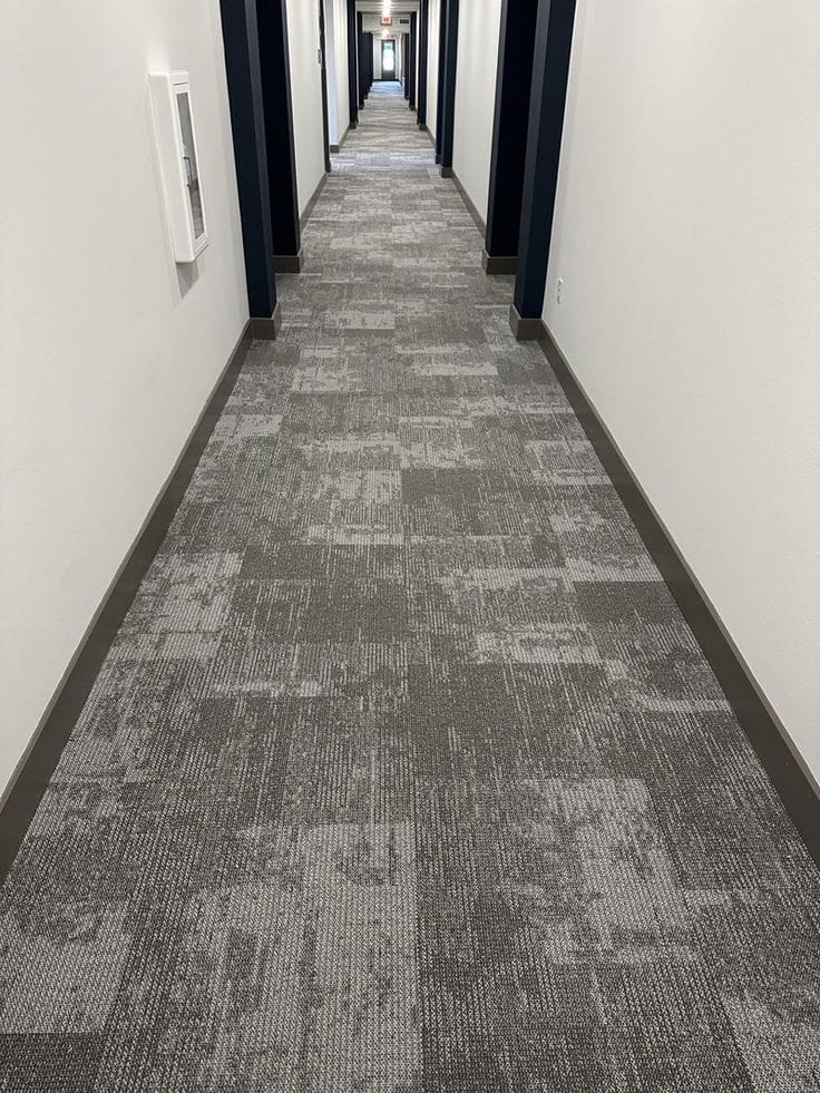 Broadloom AILCARPET Motif Premium