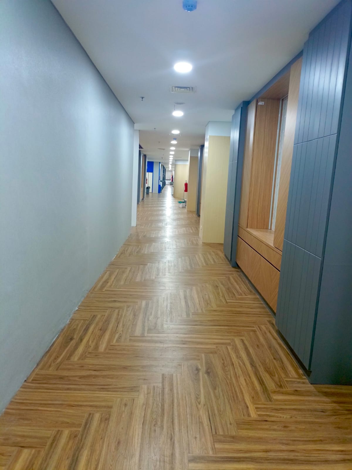 Vinyl Tile Motif Kayu